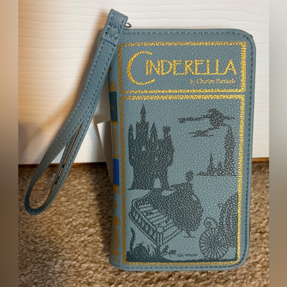 Cinderella Book Wristlet/Wallet NWT